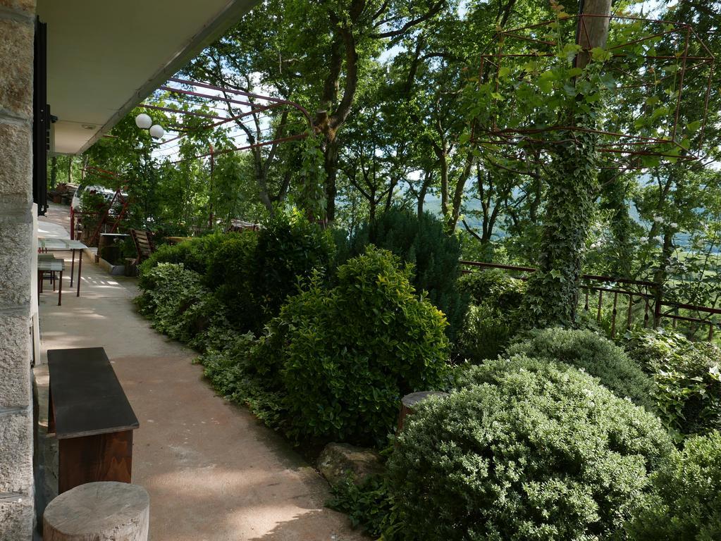 Vrlika Apartments Cvitini Dvori Garjak מראה חיצוני תמונה